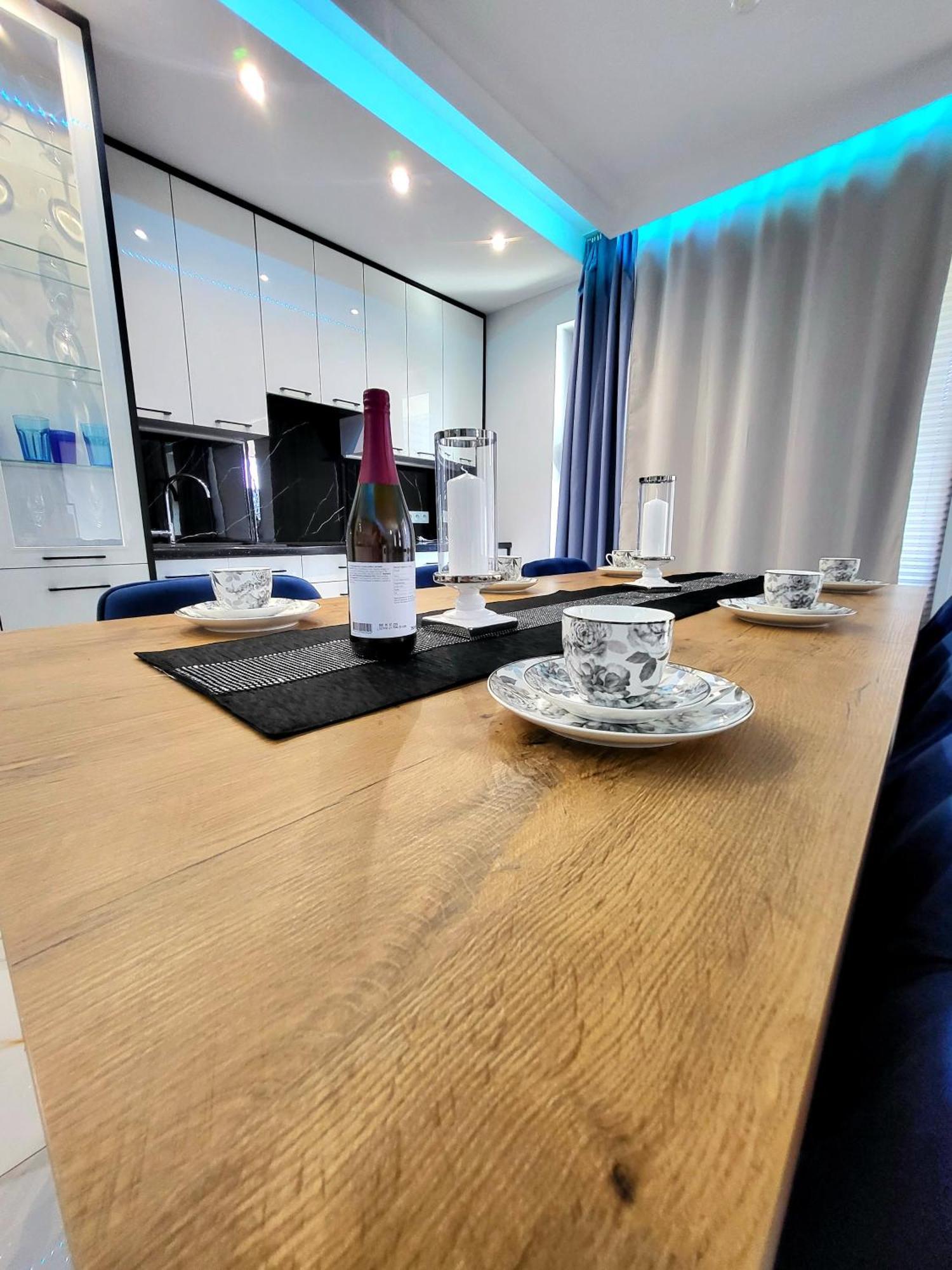 Appartement Luksusowy Apartament Ksiecia Witolda à Wrocław Extérieur photo